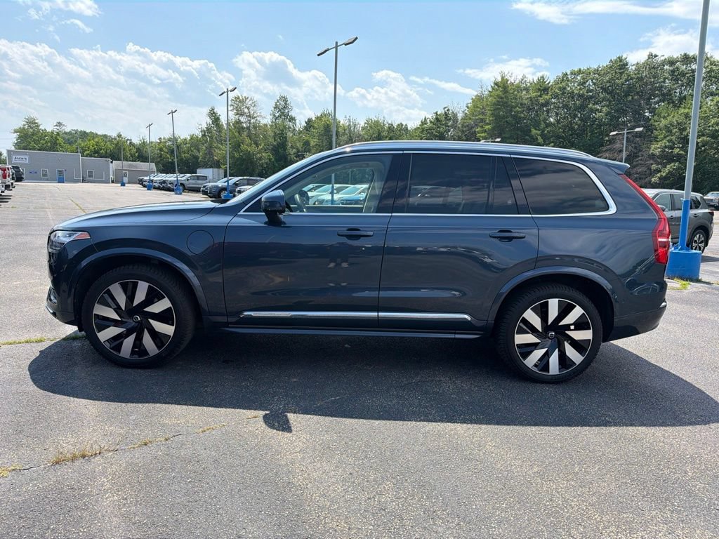 Used 2024 Volvo XC90 T8 Ultimate w/ Lounge Package AWD/4WD image 3