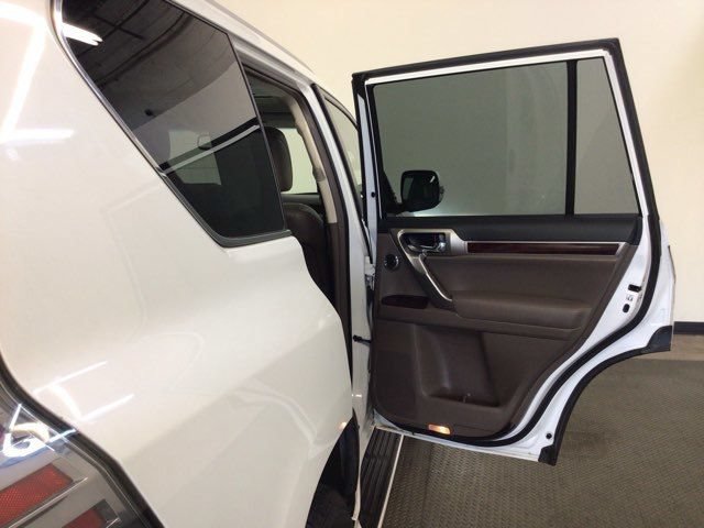 Used 2018 Lexus GX 460 Luxury AWD/4WD image 7