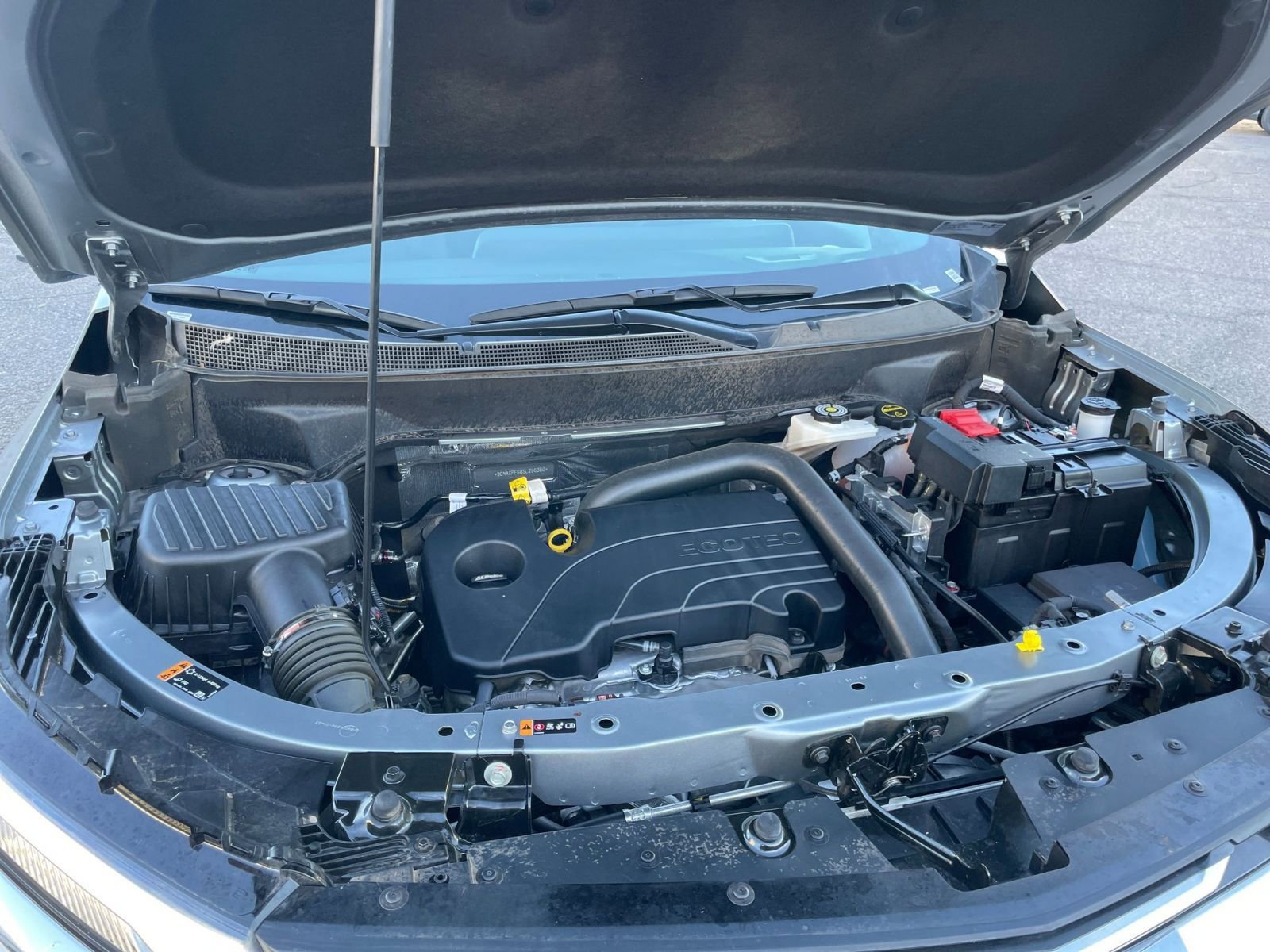 Used 2025 Chevrolet Equinox LT image 31