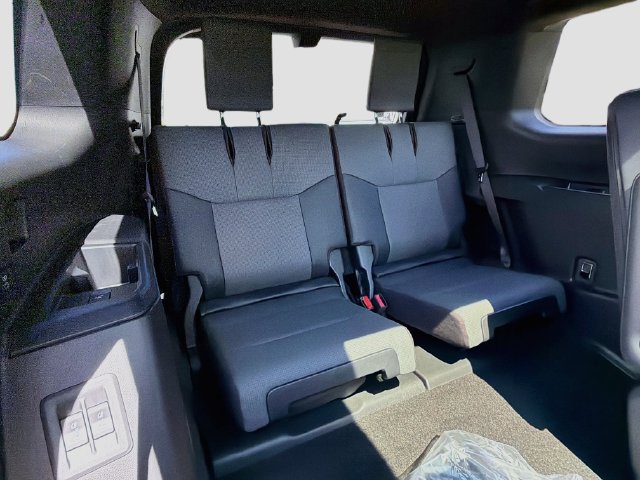New 2026 Lexus GX 550 w/ Cold Area Package AWD/4WD image 20