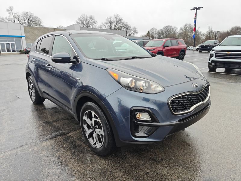 Used 2020 Kia Sportage LX w/ LX Popular Package image 3