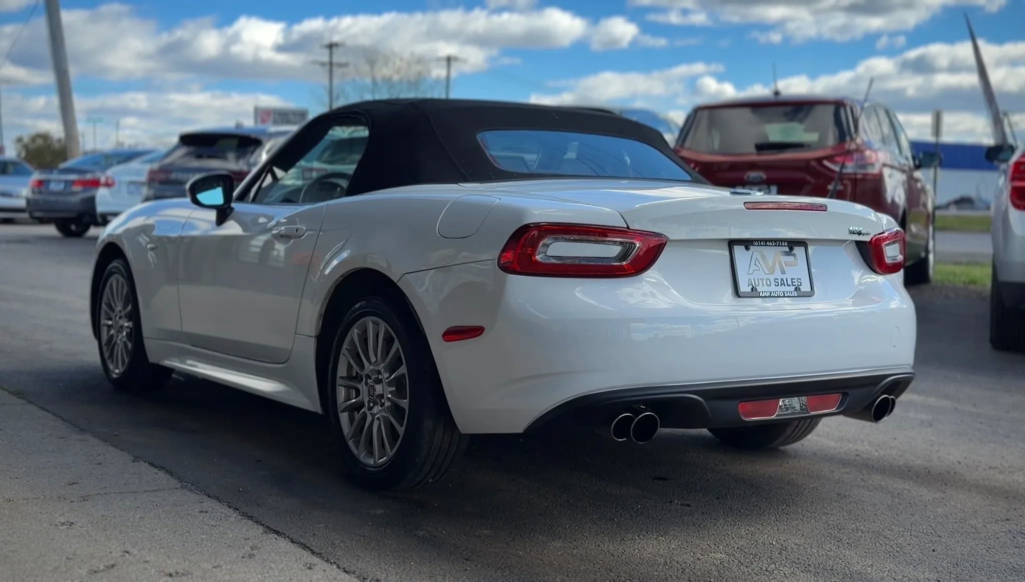 Used 2017 FIAT 124 Spider Classica RWD image 5