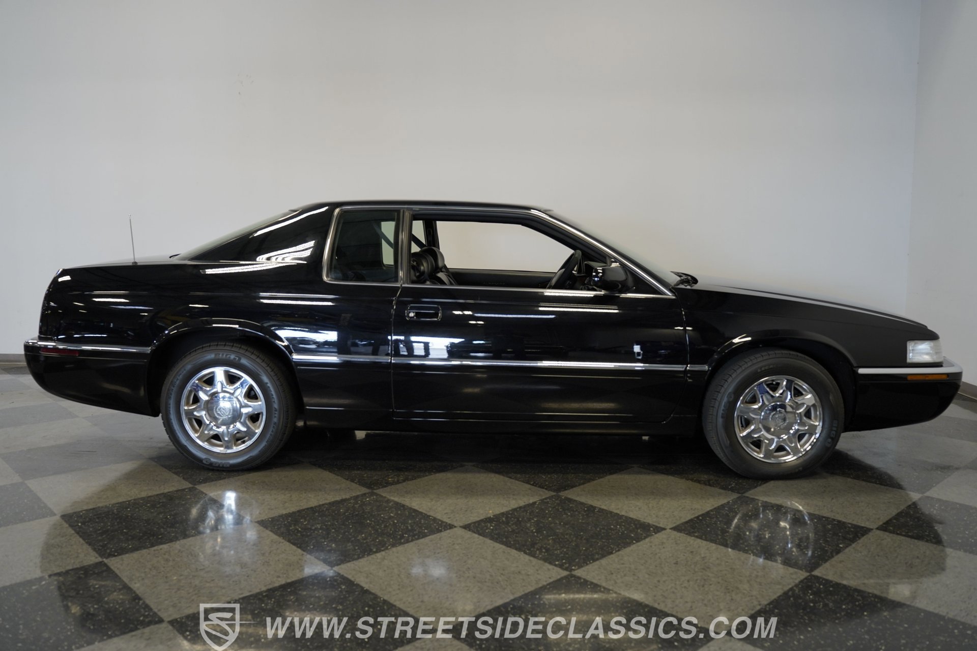 Used 1999 Cadillac Eldorado Touring FWD image 14