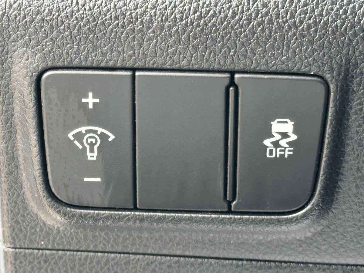Used 2025 Kia K5 EX FWD image 13