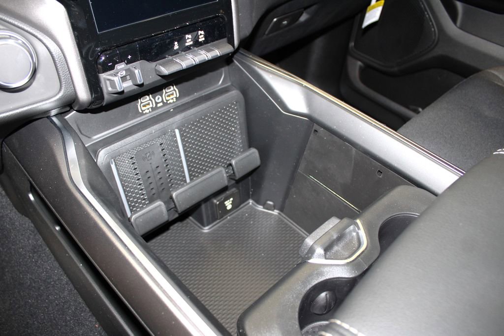 New 2026 RAM 1500 4x4 Crew Cab image 20