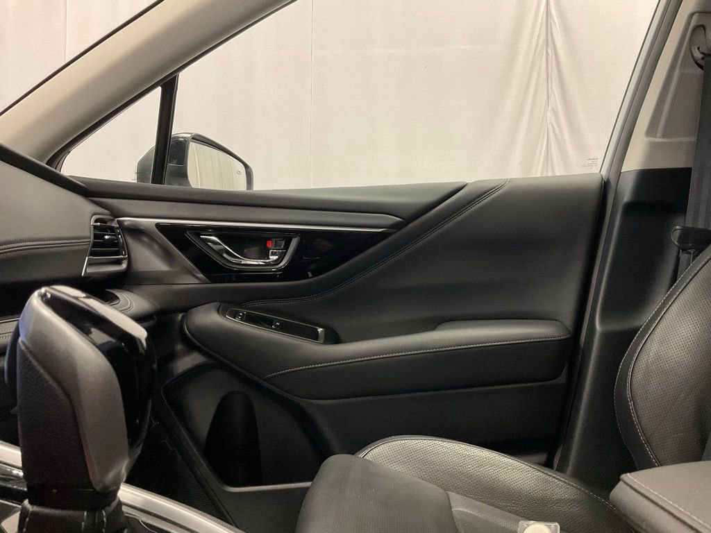 Used 2023 Subaru Outback Touring XT w/ Popular Package #2 image 23