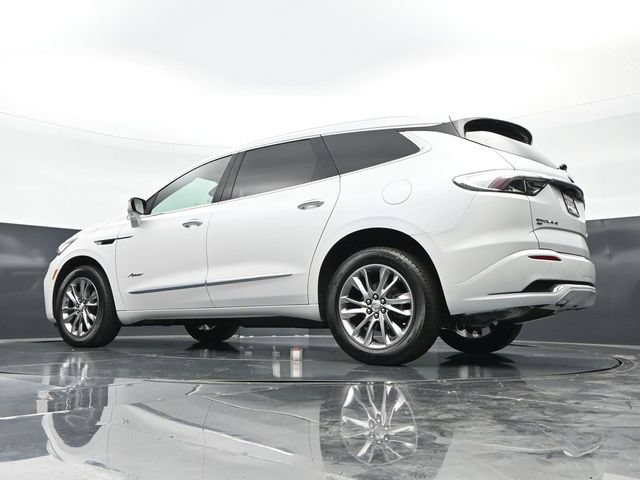 Used 2023 Buick Enclave Avenir w/ Avenir Technology Package AWD/4WD image 47
