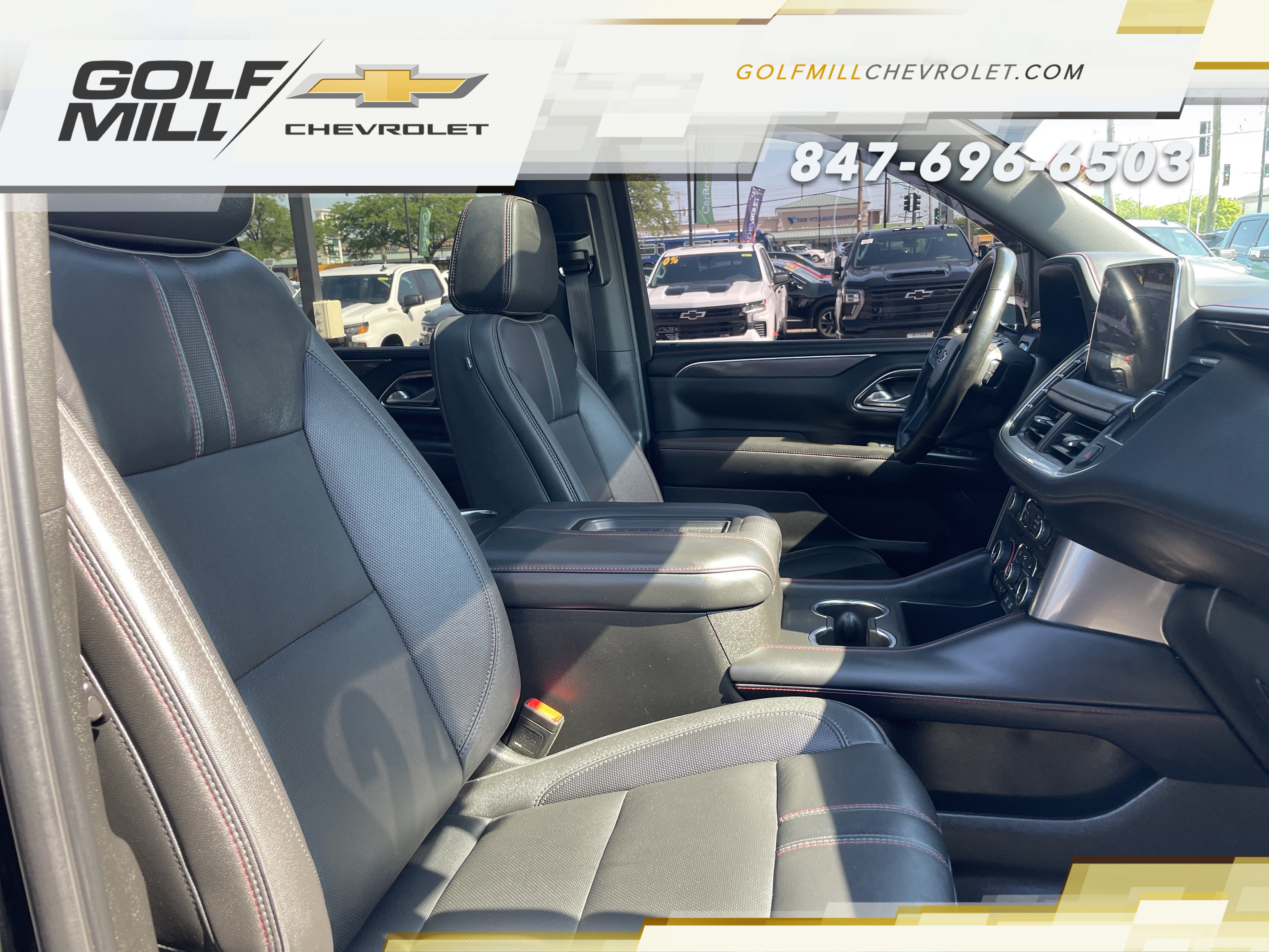 Used 2024 Chevrolet Suburban RST w/ Luxury Package AWD/4WD image 31