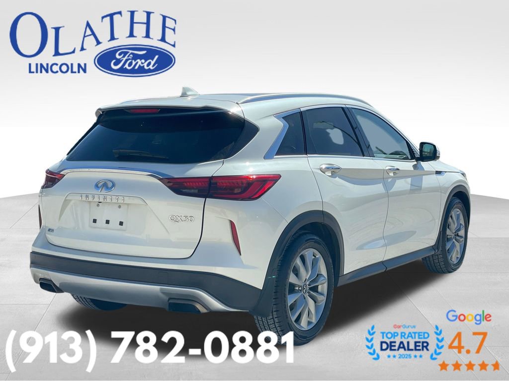 Used 2021 INFINITI QX50 Essential w/ Convenience Package image 5