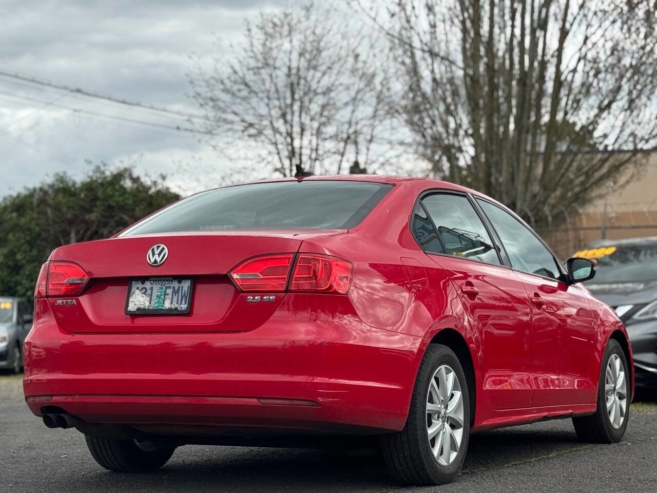 Used 2012 Volkswagen Jetta SE FWD image 12
