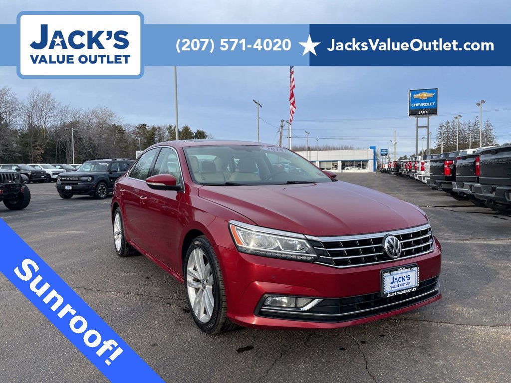 Used 2018 Volkswagen Passat 2.0T SE image 1