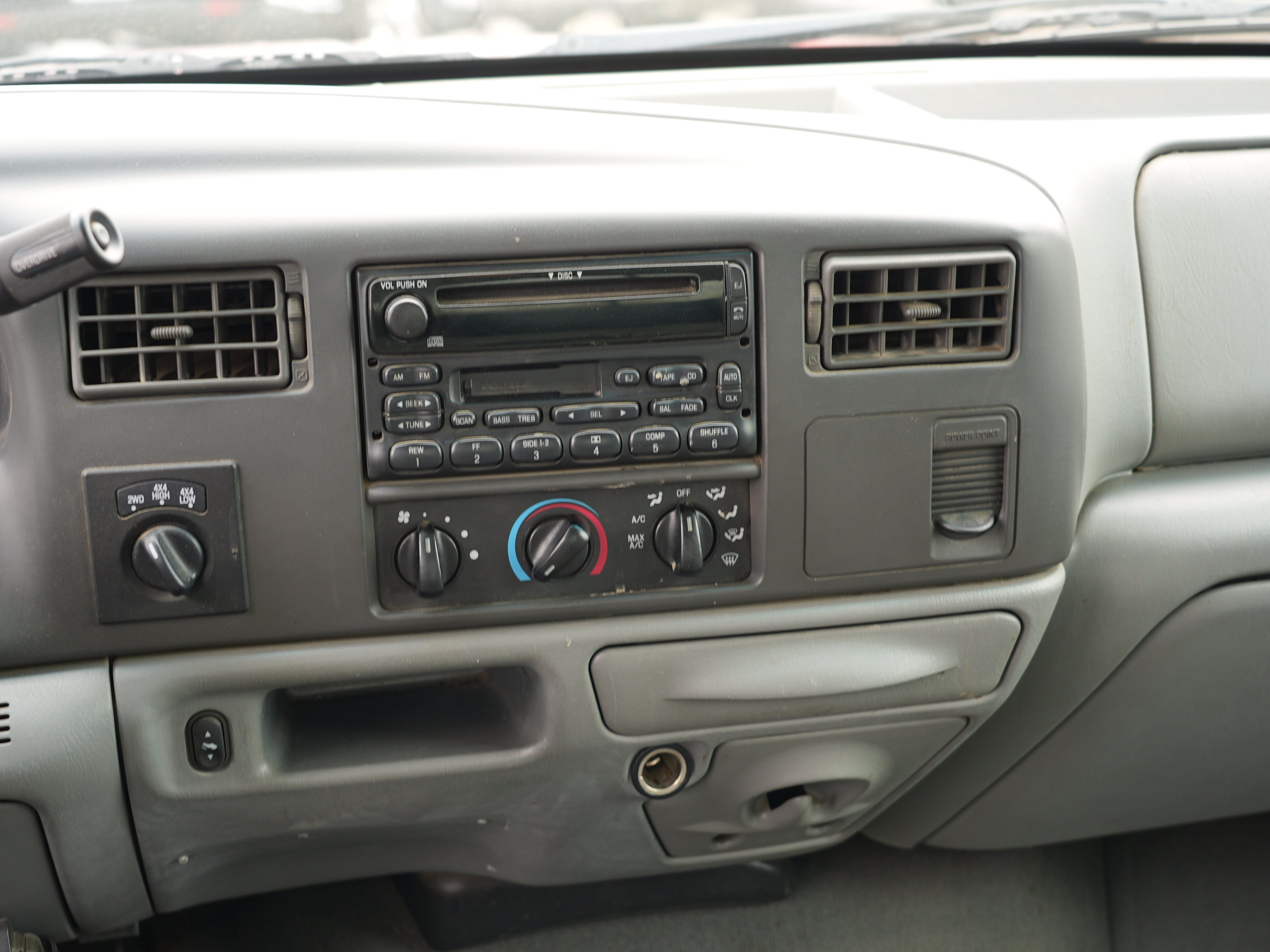 Used 2002 Ford F250 XLT AWD/4WD image 19