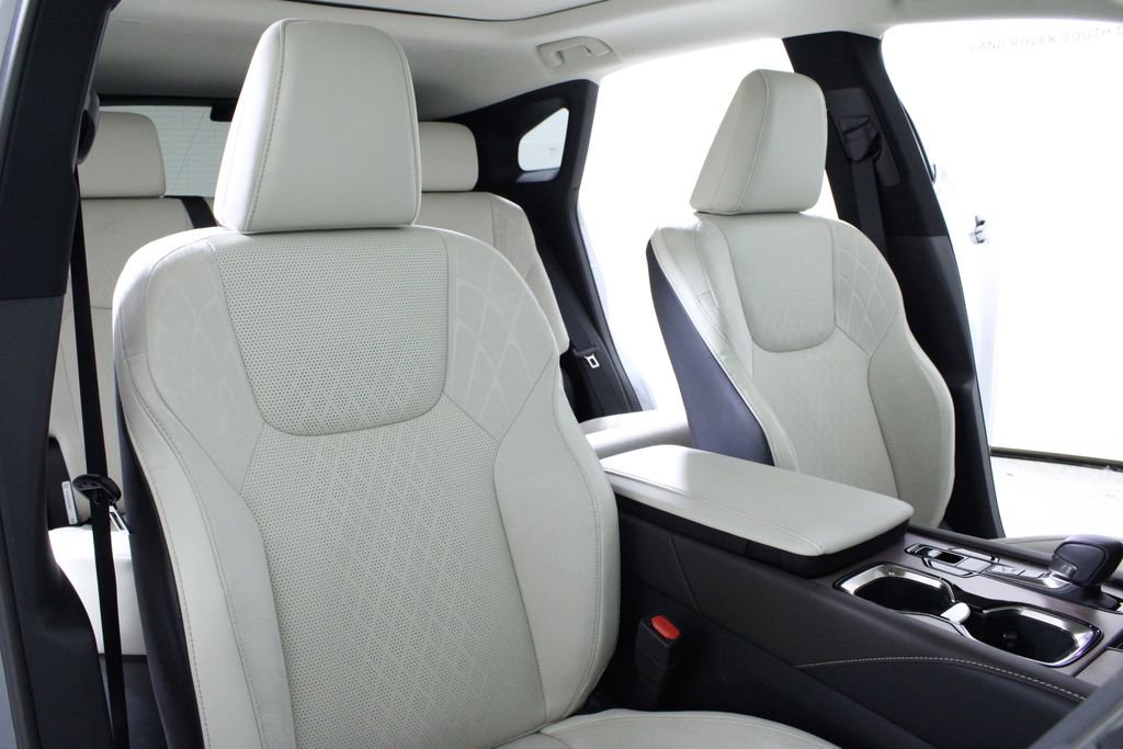 Used 2023 Lexus RX 350 w/ Accessory Package image 19
