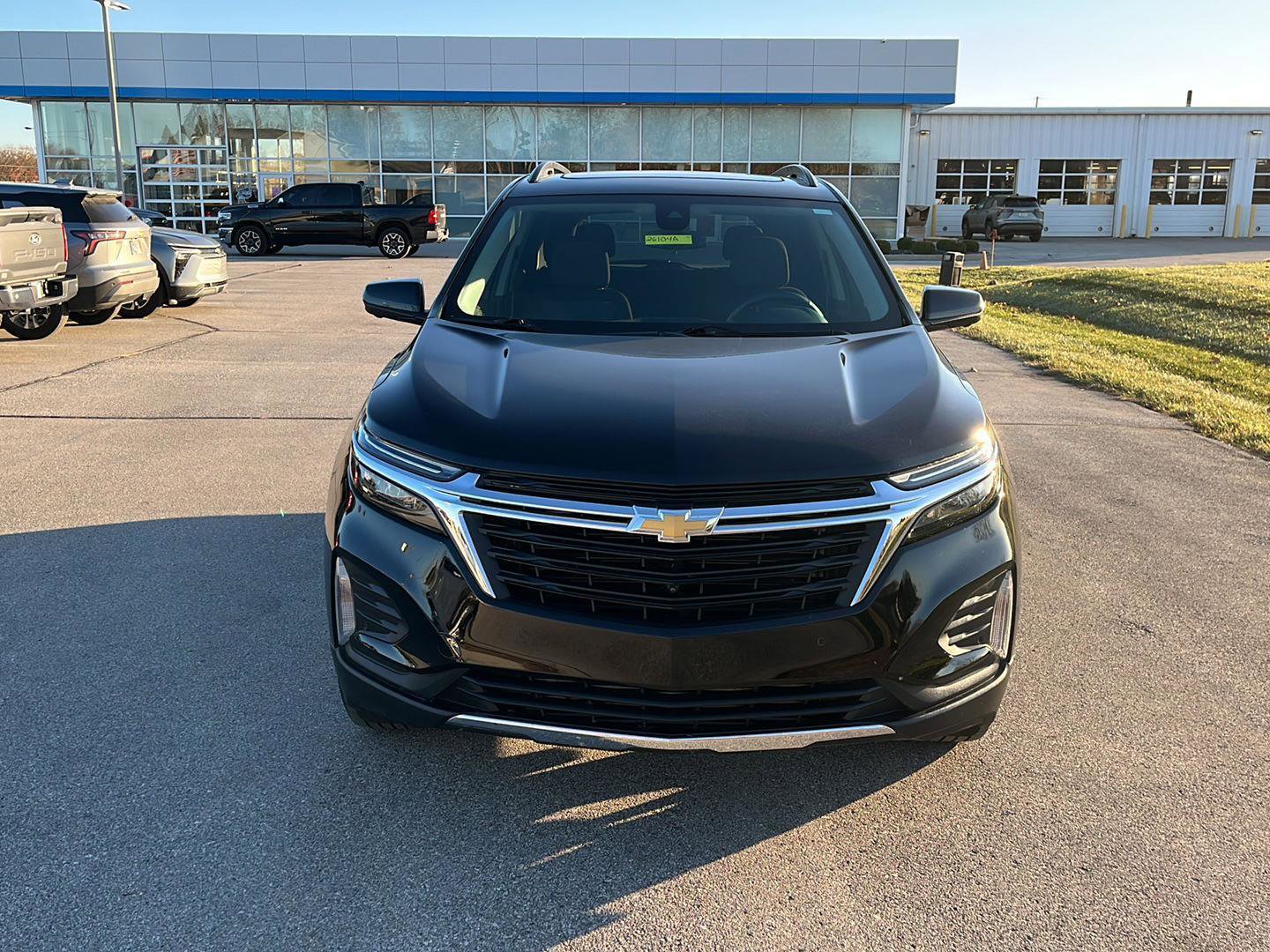 Used 2023 Chevrolet Equinox LT image 8
