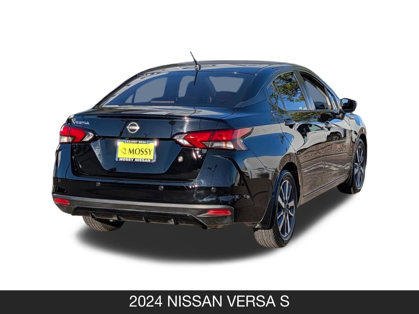 Used 2024 Nissan Versa S w/ S Plus Package image 9