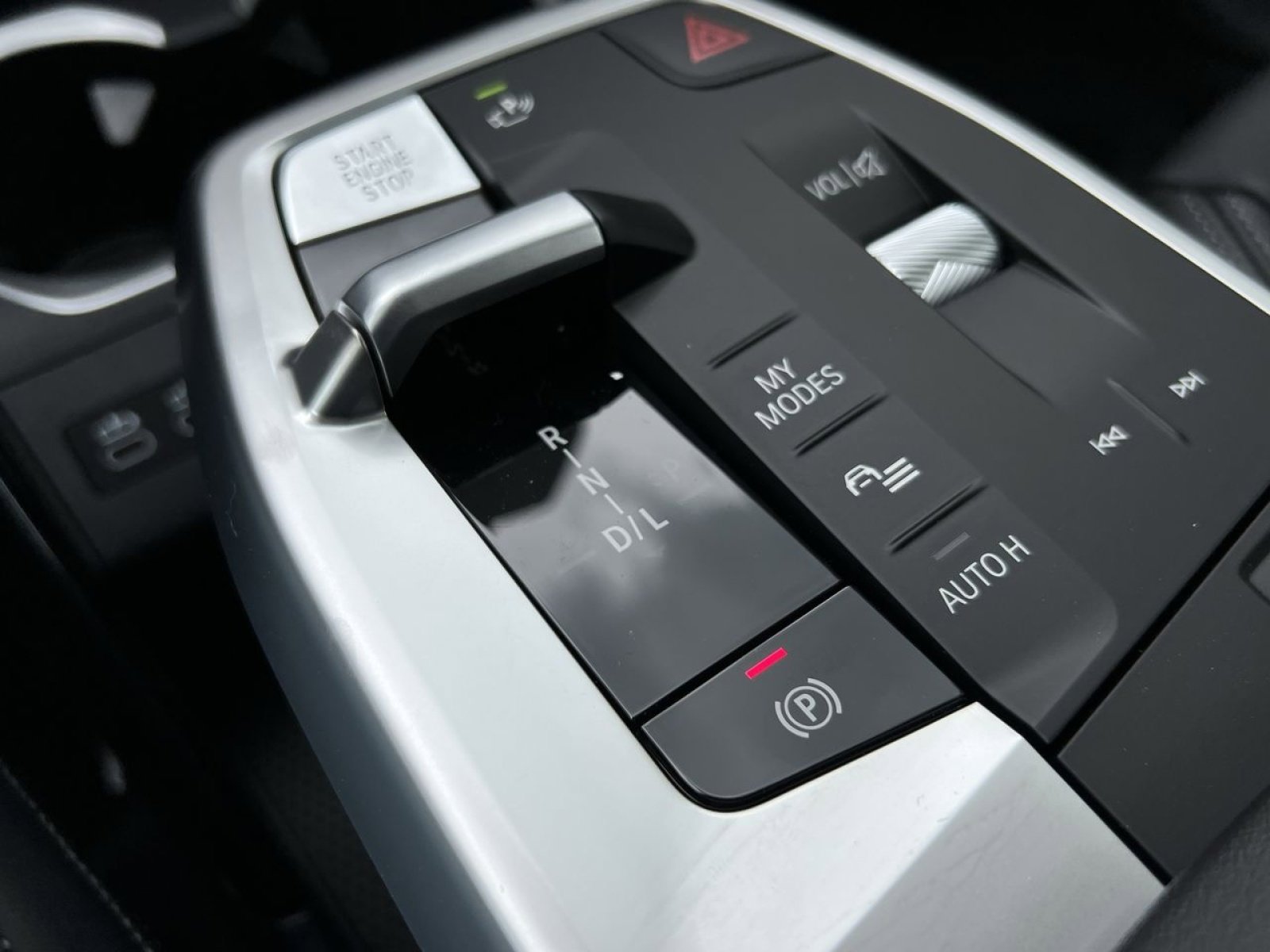 Certified 2025 BMW X1 xDrive28i w/ Technology Package image 19