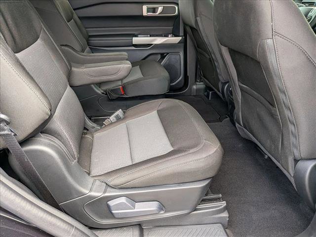 Used 2024 Ford Explorer XLT RWD image 19