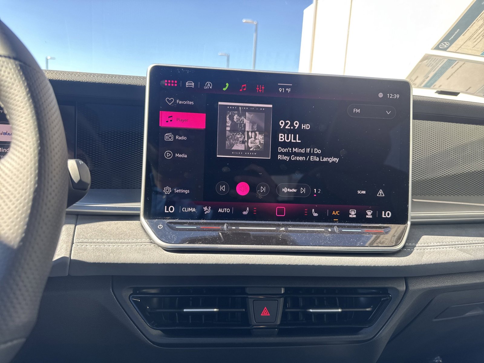 New 2026 Volkswagen Tiguan SE R-Line image 25