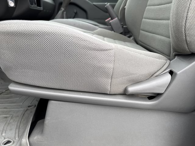 Used 2019 Nissan Frontier S RWD image 11