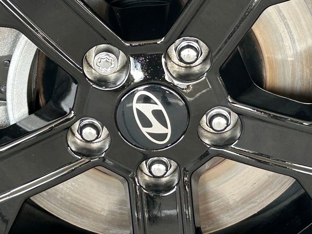 Used 2025 Hyundai Santa Fe SE image 16