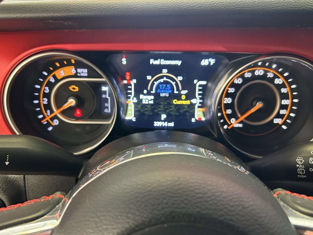 Used 2023 Jeep Wrangler Unlimited Rubicon w/ Cold Weather Group AWD/4WD image 31