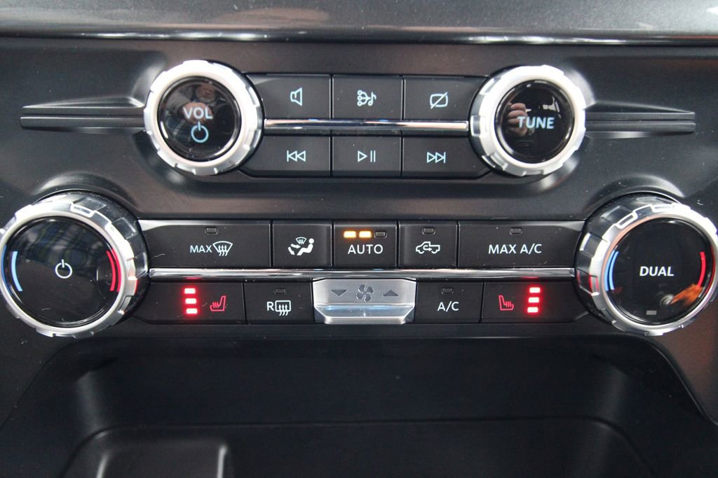 Used 2023 Ford F150 XLT w/ Equipment Group 302A High image 30