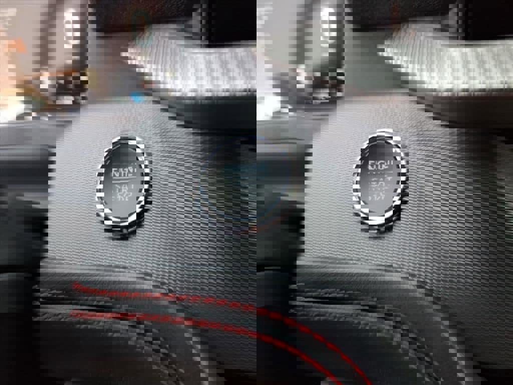 Used 2025 Ford Explorer ST-Line w/ Premium Package image 13