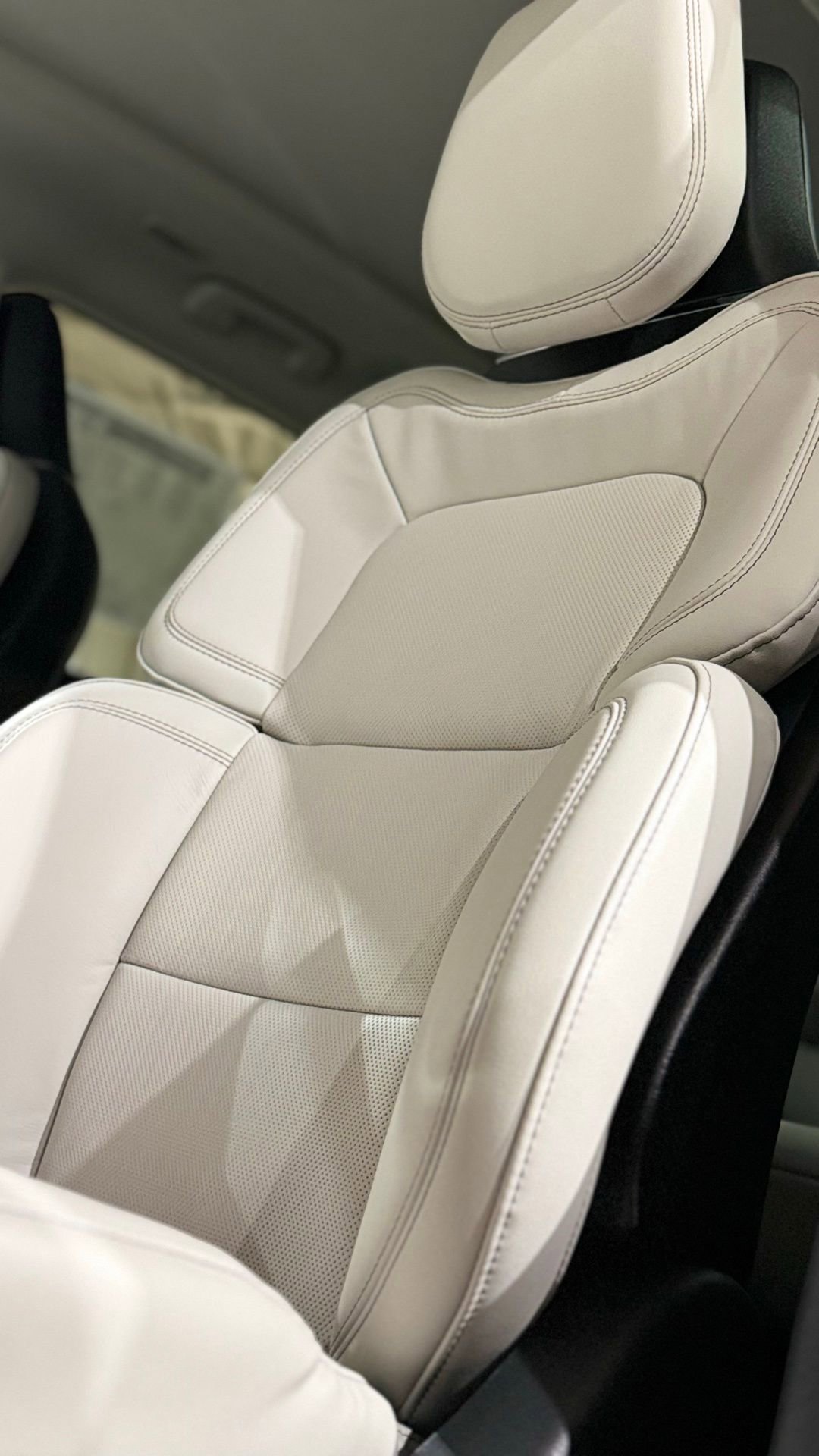 New 2026 Lincoln Aviator Reserve AWD/4WD image 48