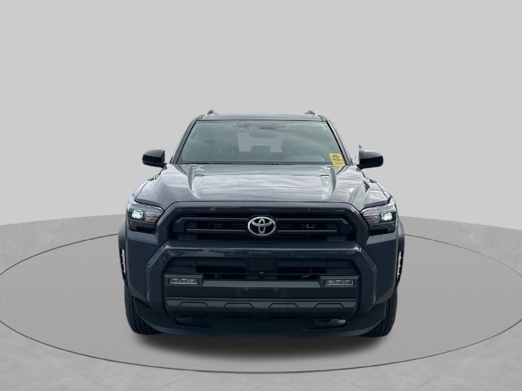 Used 2025 Toyota 4Runner SR5 AWD/4WD image 2
