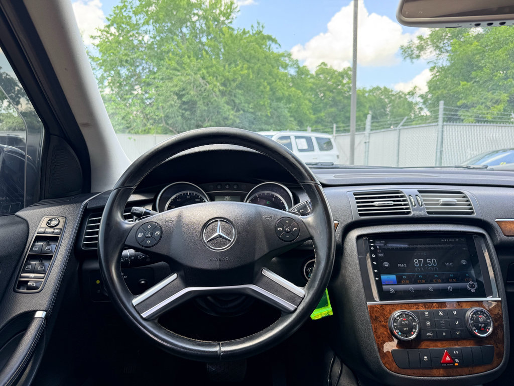 Used 2012 Mercedes-Benz R 350 BlueTEC 4MATIC image 14