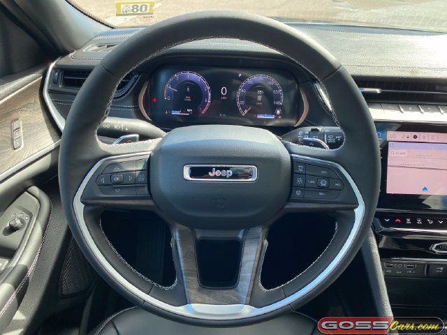 New 2026 Jeep Grand Cherokee Limited w/ Limited Altitude Package AWD/4WD image 18