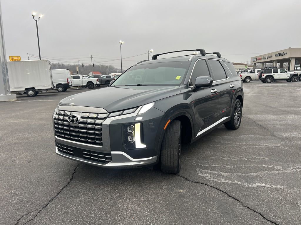 Used 2023 Hyundai Palisade Calligraphy image 9