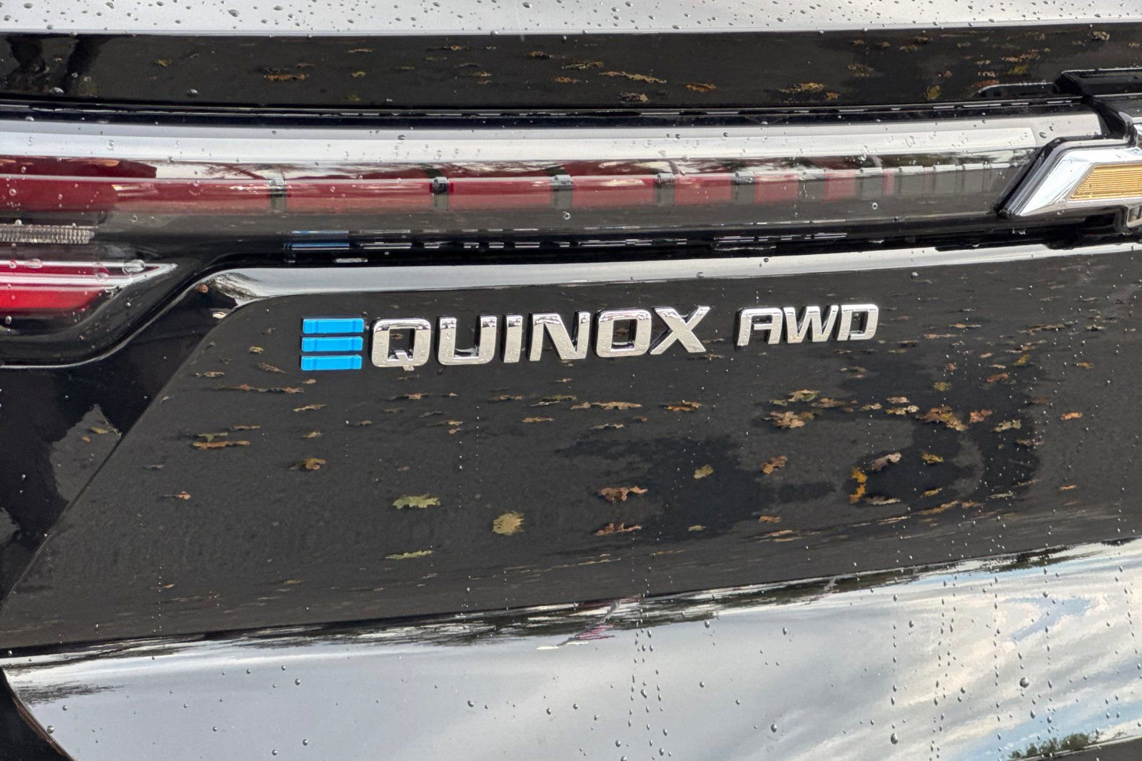 New 2026 Chevrolet Equinox EV LT image 25