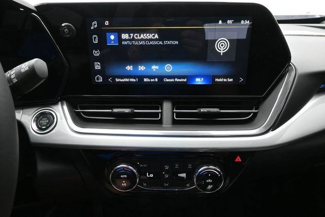 New 2026 Chevrolet Trax LT w/ Sunroof Package FWD image 35