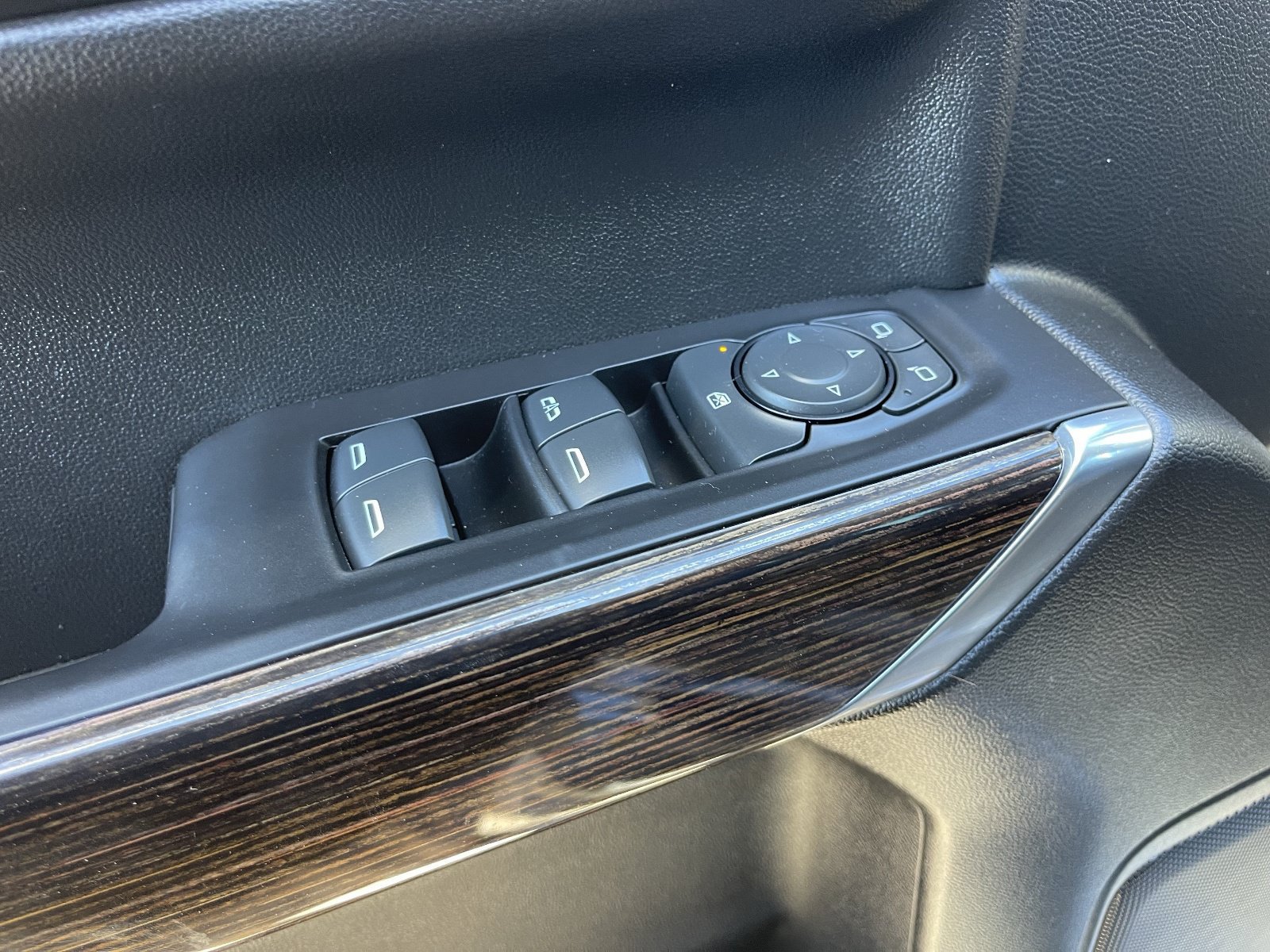 Used 2021 GMC Sierra 1500 Elevation RWD image 25