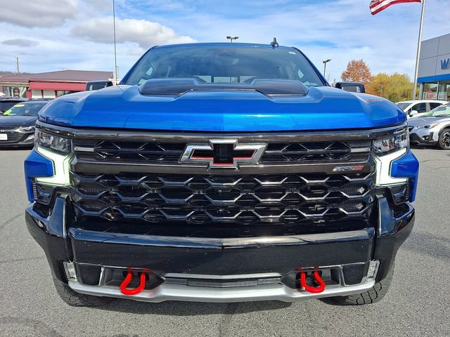 Certified 2022 Chevrolet Silverado 1500 ZR2 w/ Technology Package image 3