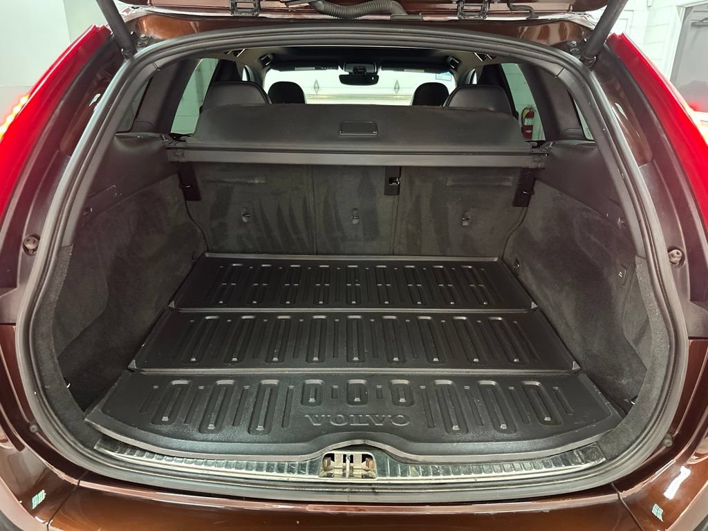 Used 2015 Volvo XC60 T6 AWD/4WD image 35