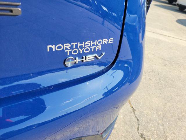 Certified 2026 Toyota Prius XLE FWD image 5