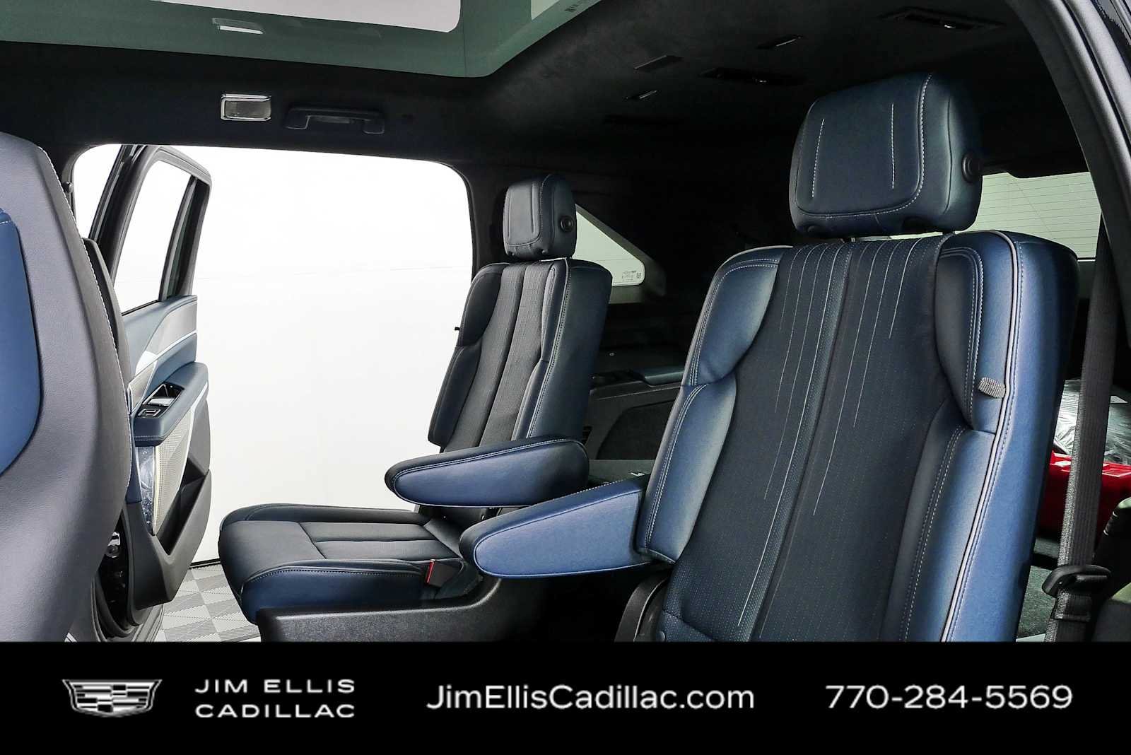 Used 2025 Cadillac Escalade IQ Luxury 2 w/ LPO, Premium Carpet Package AWD/4WD image 22