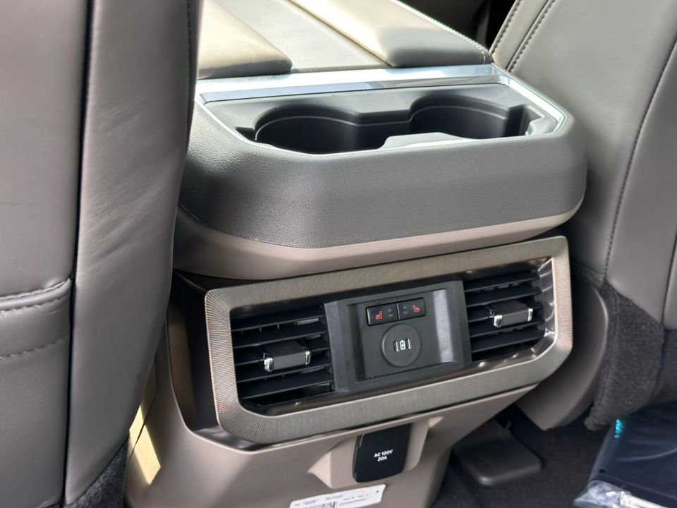 New 2025 Ford F350 Platinum w/ Platinum Plus Package image 23