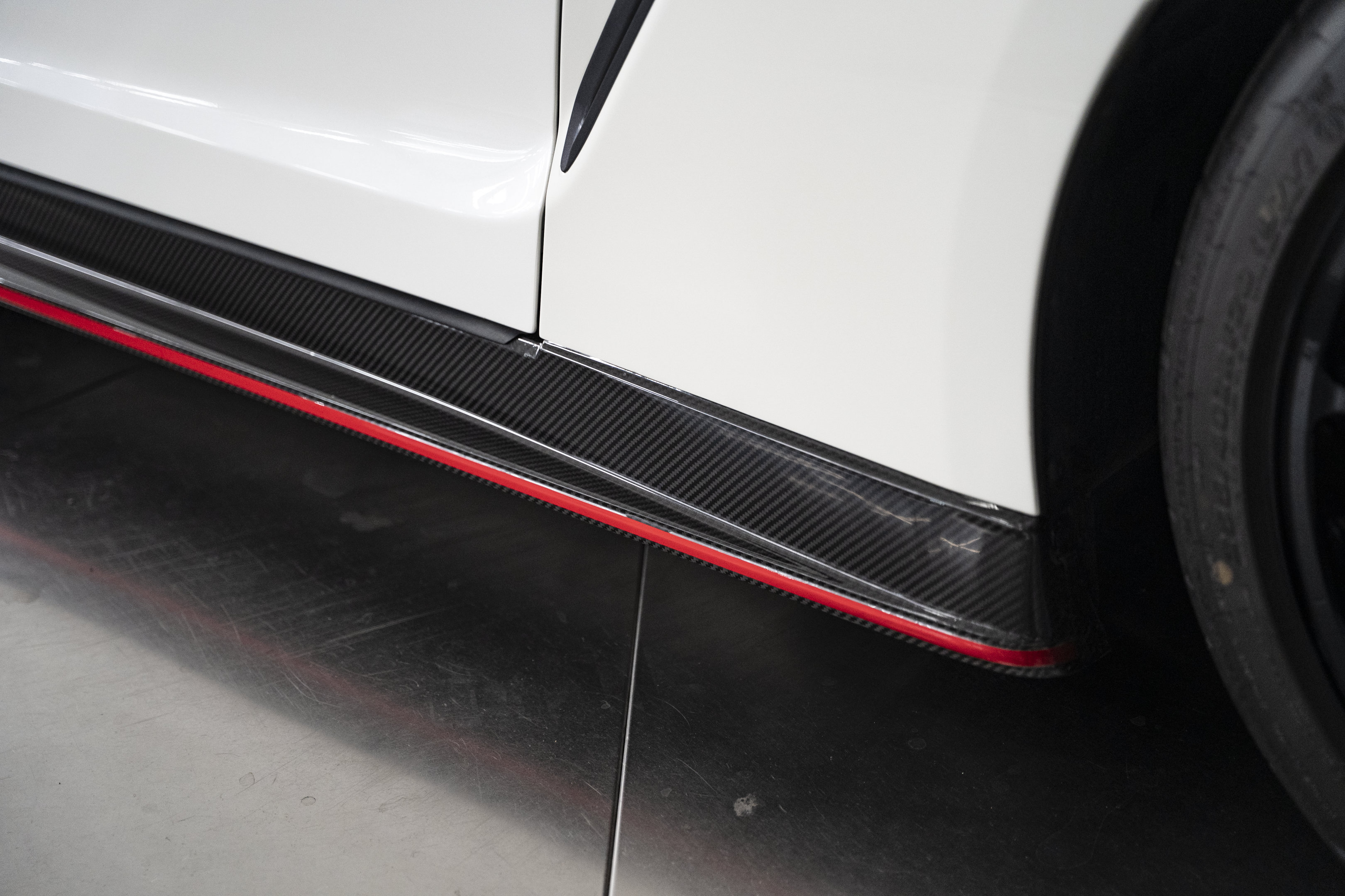 Used 2024 Nissan GT-R NISMO w/ Floor Mat Package AWD/4WD image 17