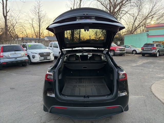 Used 2021 Tesla Model Y Long Range AWD/4WD image 13