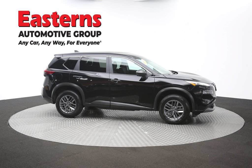 Used 2023 Nissan Rogue S AWD/4WD image 42