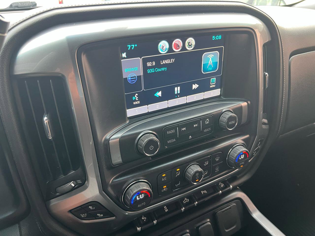 Used 2015 Chevrolet Silverado 1500 LTZ Z71 w/ Midnight Edition AWD/4WD image 54