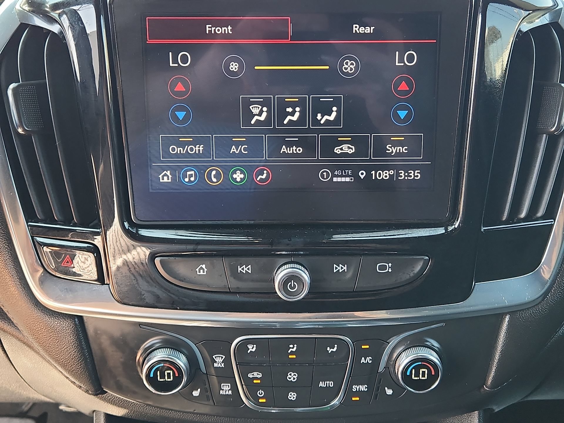 Used 2023 Chevrolet Traverse LT AWD/4WD image 16