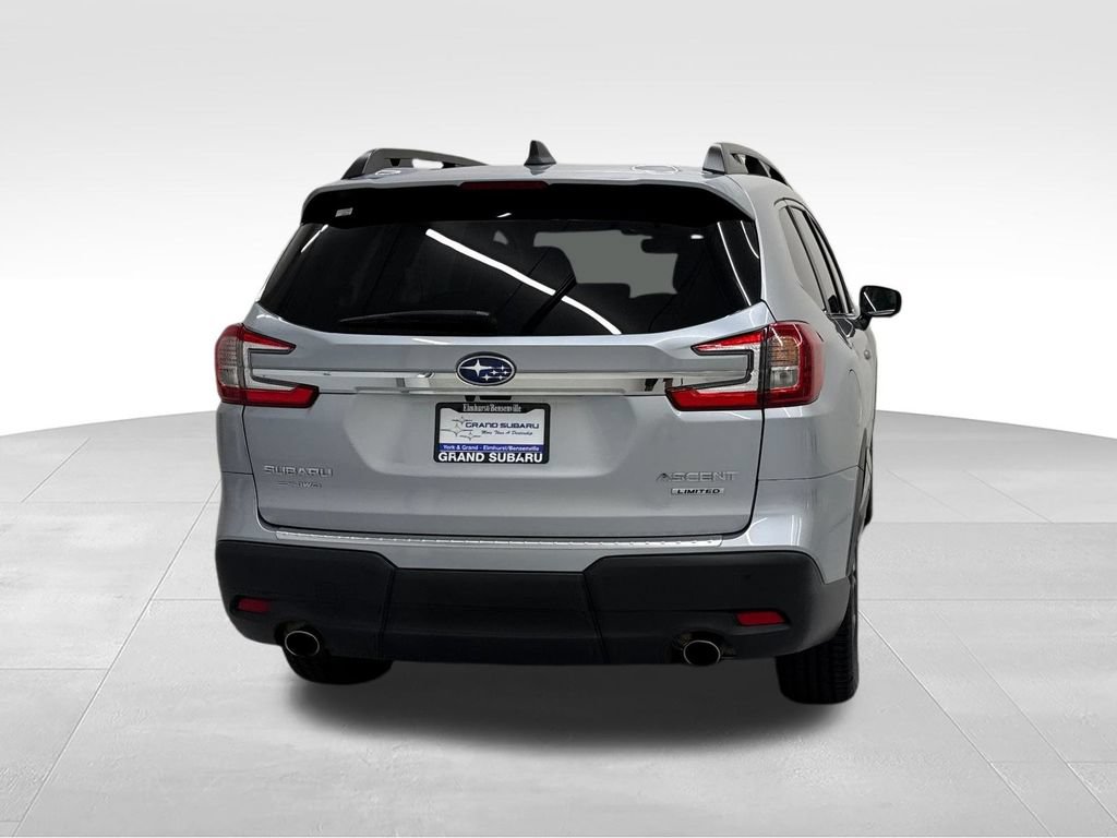 Used 2023 Subaru Ascent Limited w/ Technology Package AWD/4WD image 7