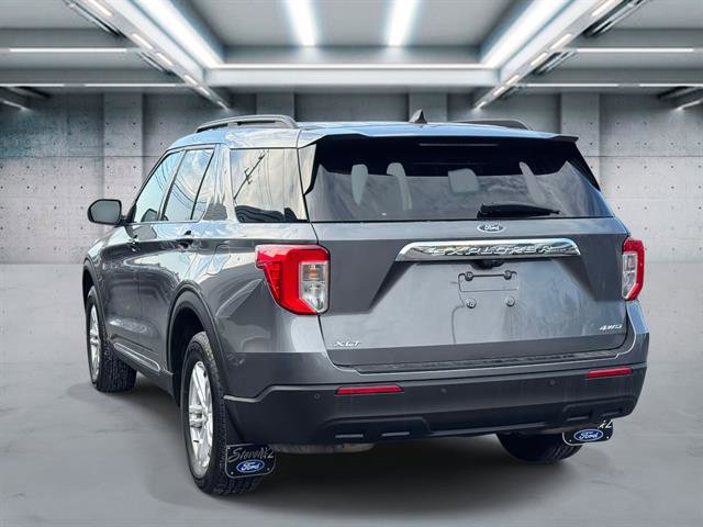Used 2022 Ford Explorer XLT AWD/4WD image 4