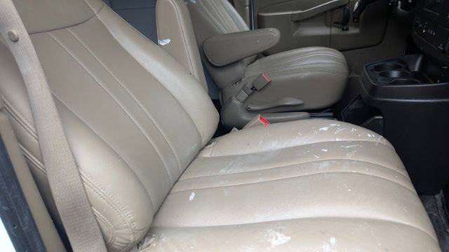 Used 2021 Chevrolet Express 2500 w/ Driver Convenience Package image 17