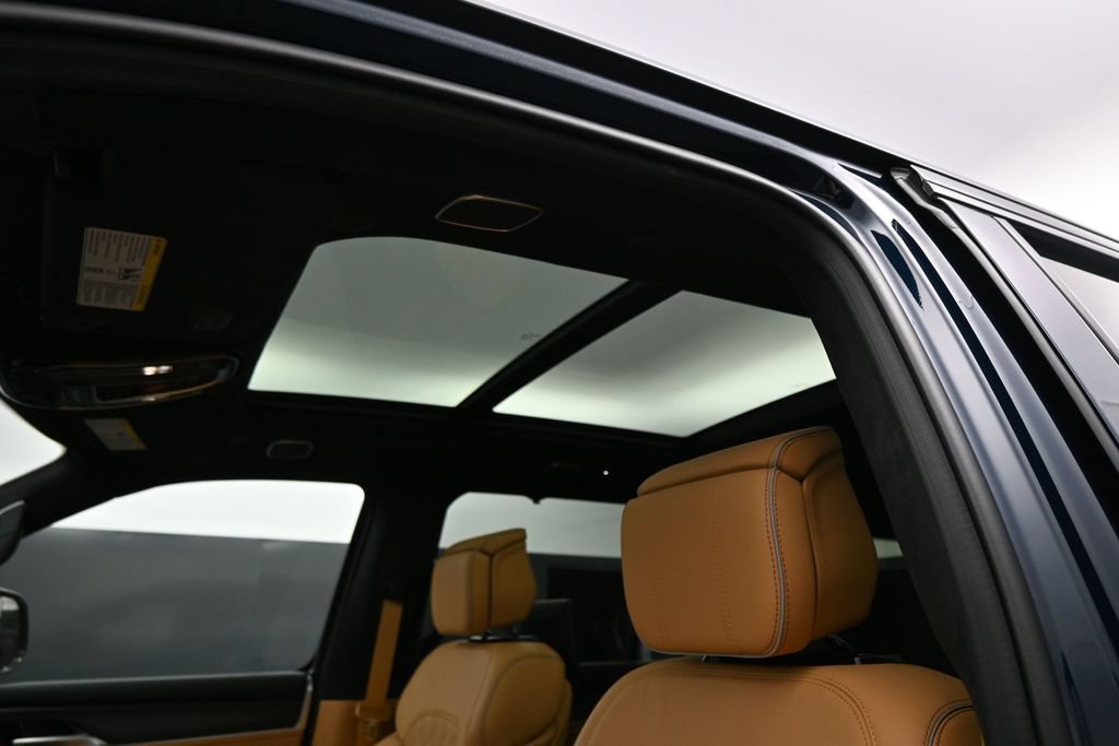 New 2027 Jeep Grand Wagoneer L Summit AWD/4WD image 14