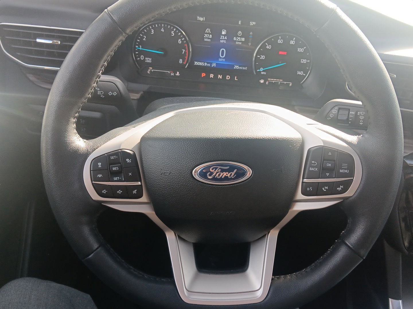 Used 2023 Ford Explorer Limited w/ Limited Technology Package image 18